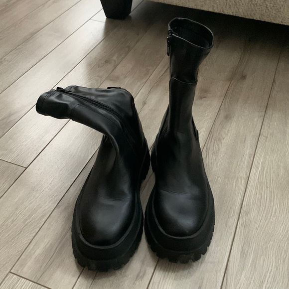 Public Desire Shoes - Platformed Boots